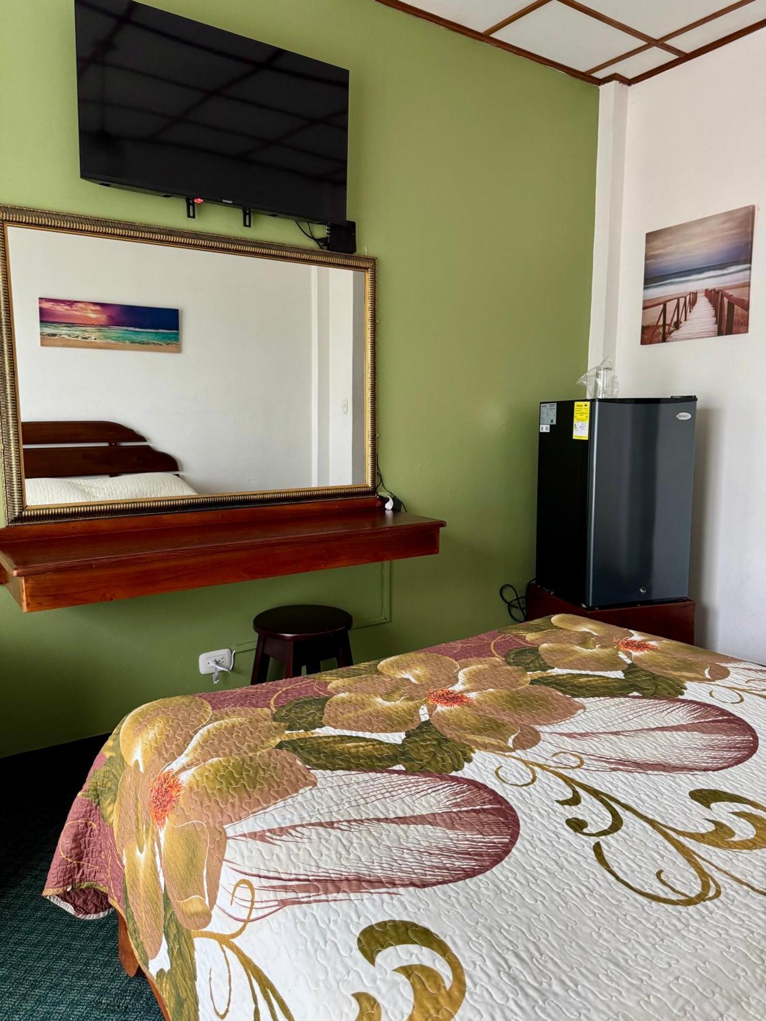 Hotel Malinche 奎波斯城 外观 照片