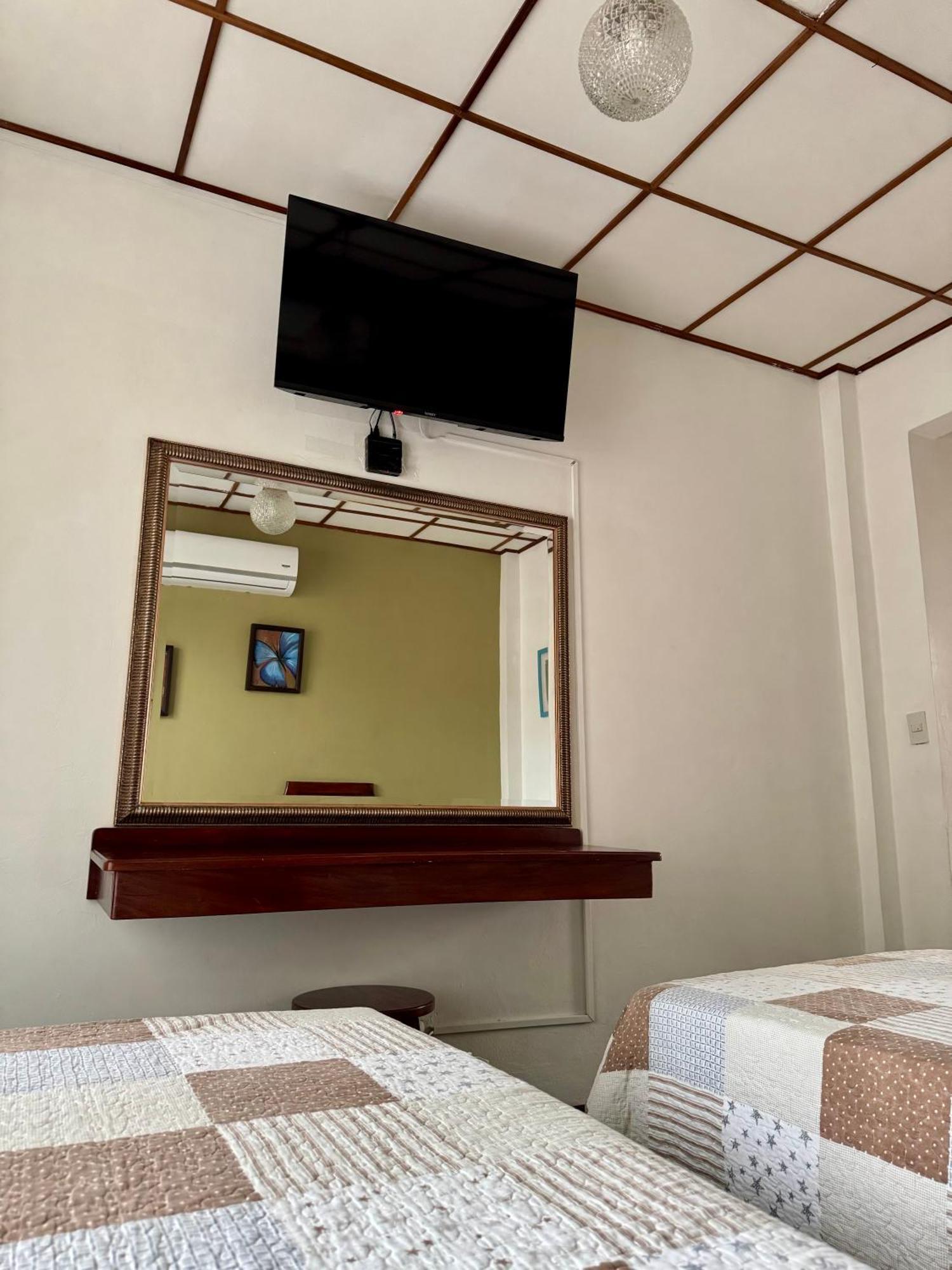 Hotel Malinche 奎波斯城 外观 照片